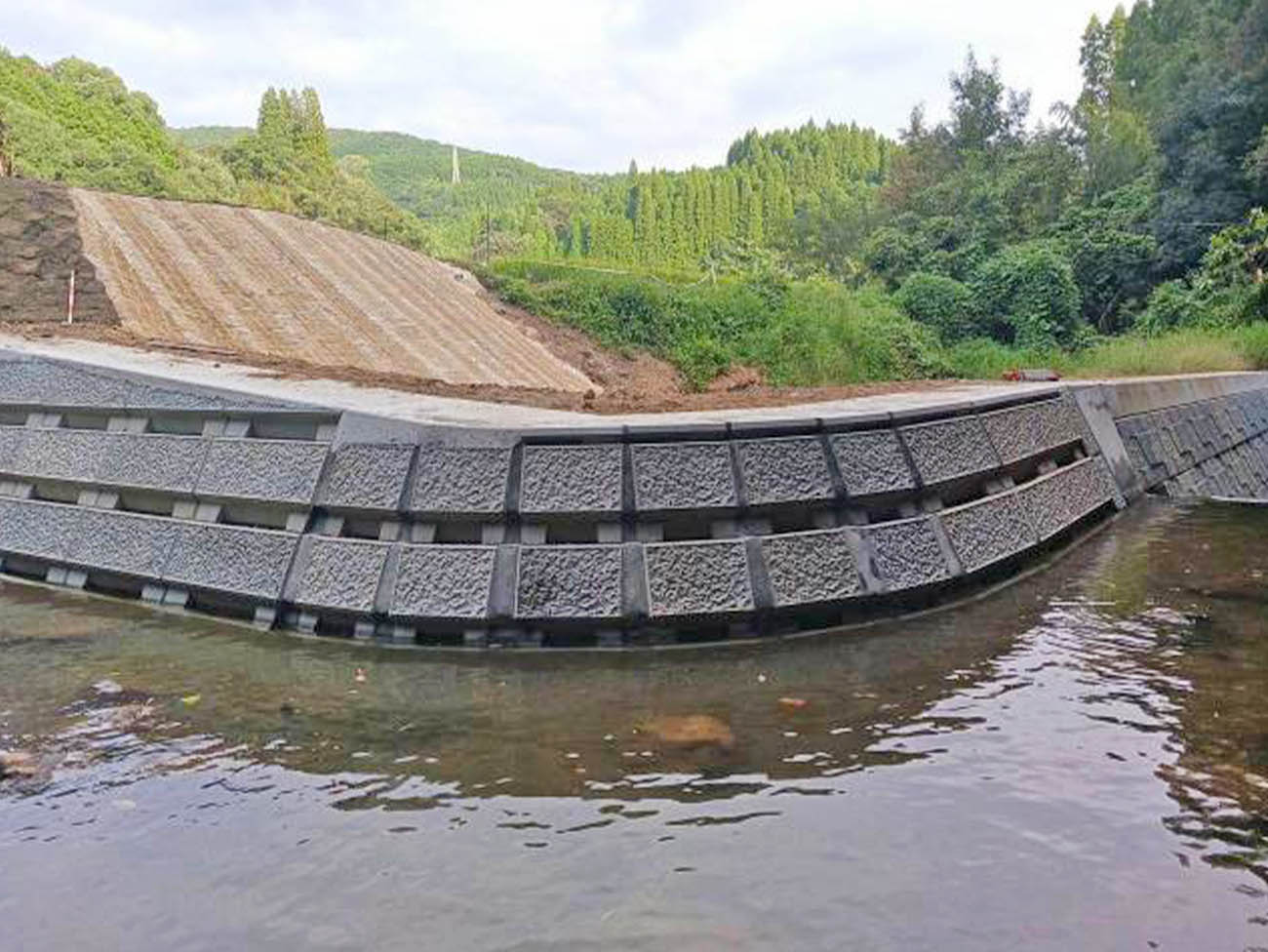 (株)高野工業について画像